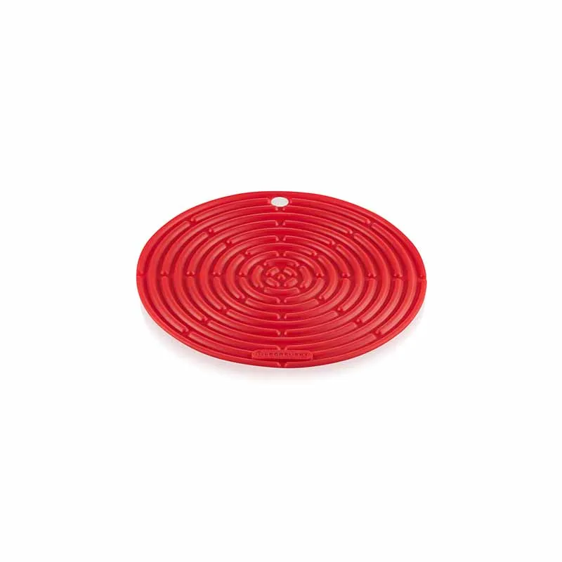 Le Creuset Signature Cast Iron Round Grillit 26cm with FREE Accessories