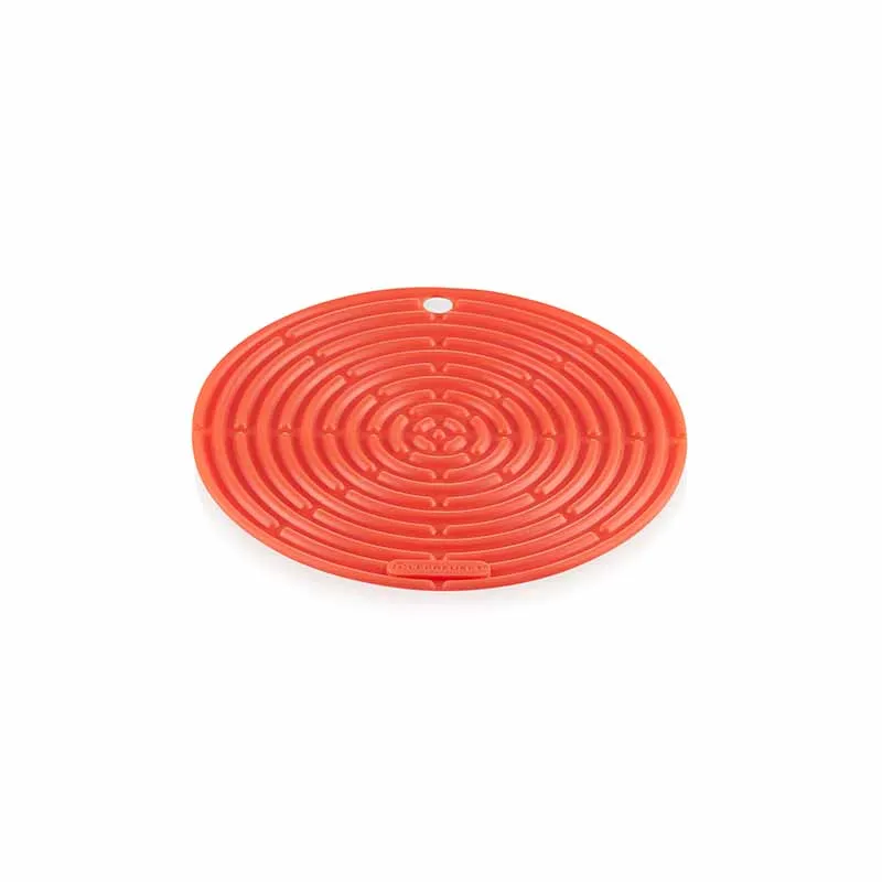 Le Creuset Signature Cast Iron Round Grillit 26cm with FREE Accessories