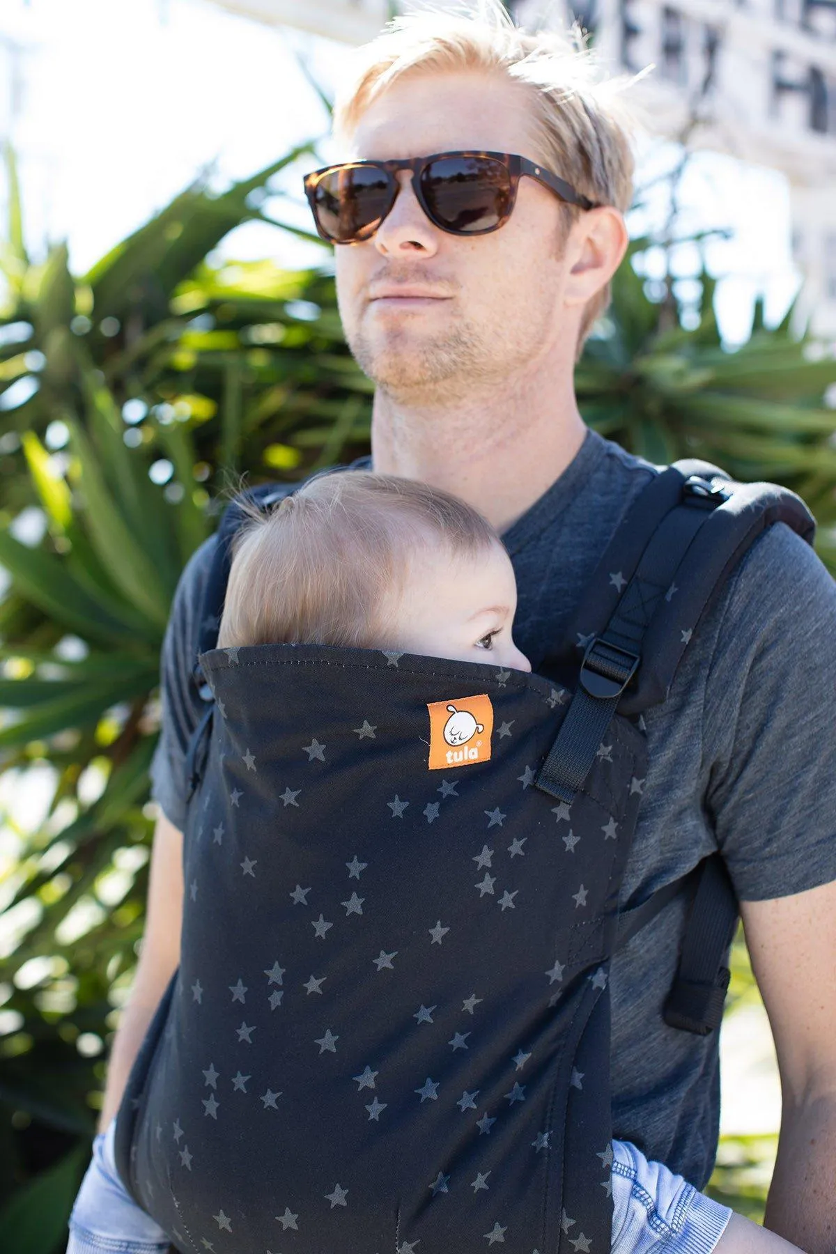 Tula Toddler Carrier - Discover